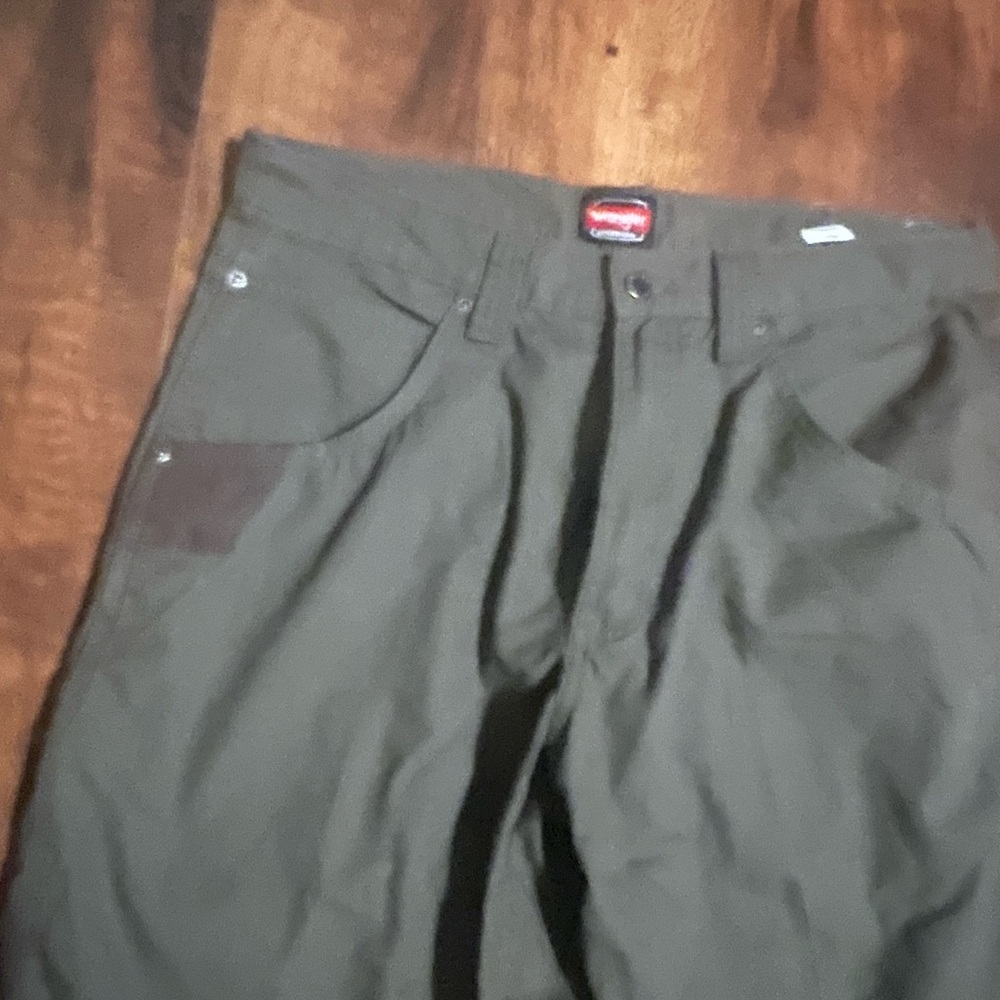 Wrangler Work Wear Cargo Pants - Utility Style - Picture 2 of 5
